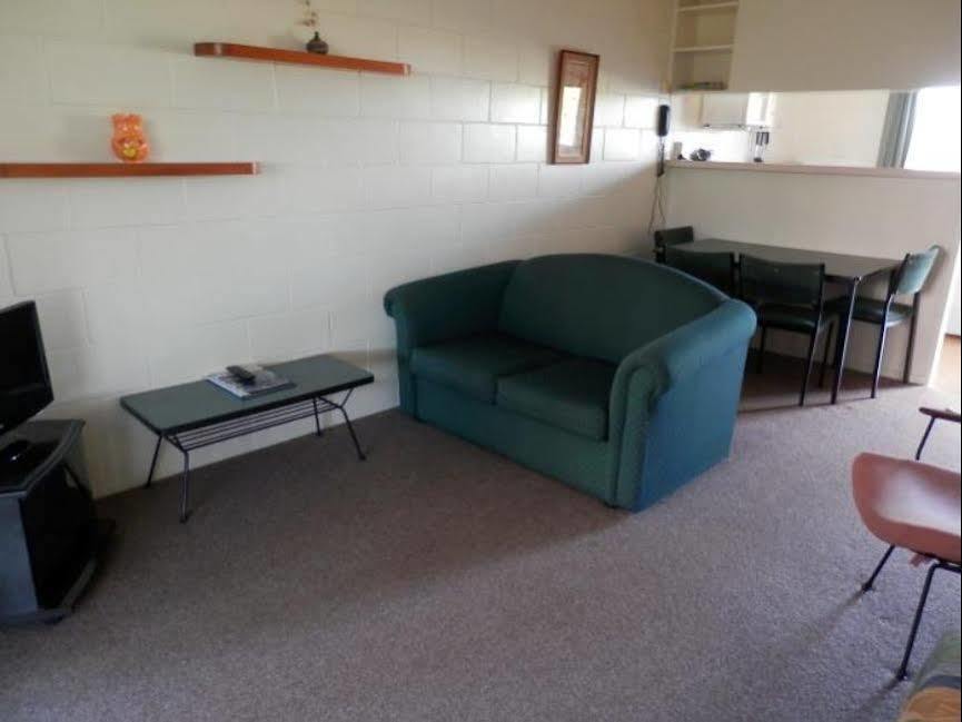 Pukenui Lodge Motel Esterno foto